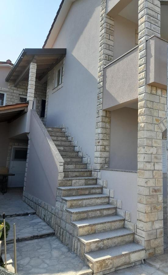 Villa Senka Necujam Exterior photo