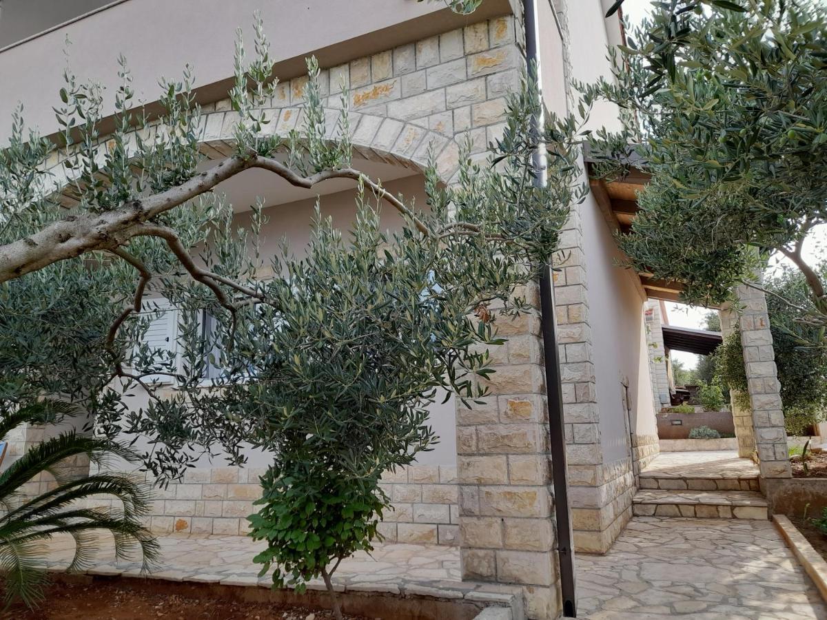 Villa Senka Necujam Exterior photo